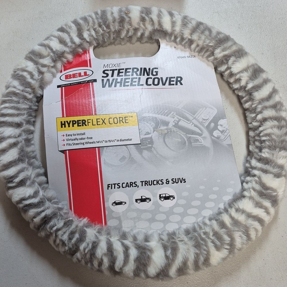 BELL Automotive Universal Moxie Hyper-Flex Core Steering Wheel Cover - New